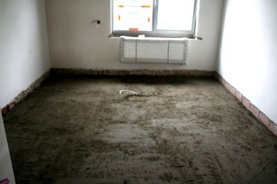 De uitvullaag in de bureau.