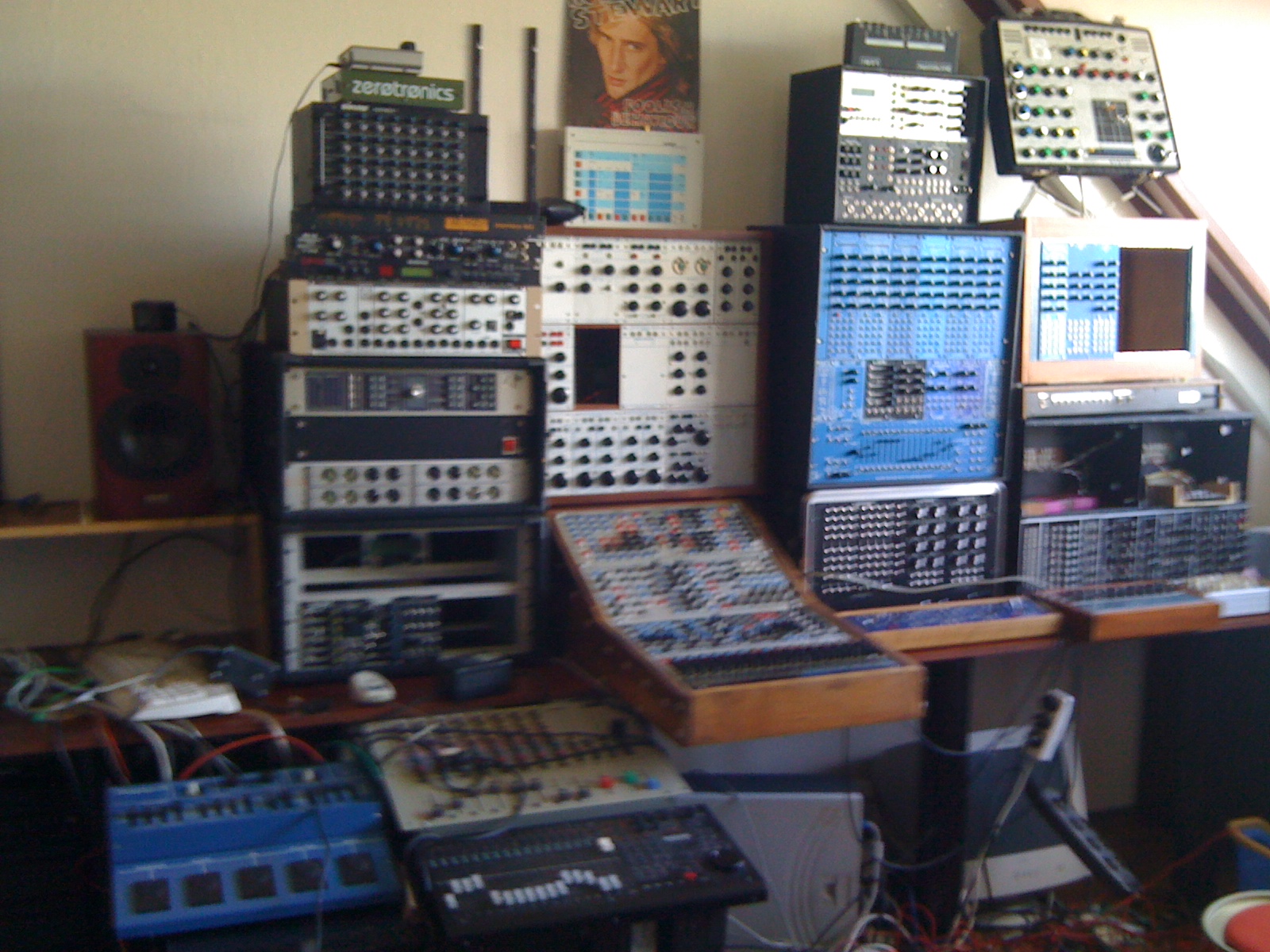 Polysynths used on Analord? - Page 4 - Aphex Twin - We Are The Music Makers  Forums